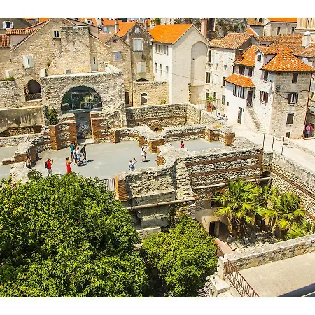 Palace Tower View Guest house Split
