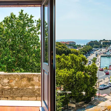 Palace Tower View 4*