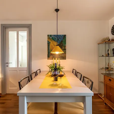 Palace Tower View Penzion